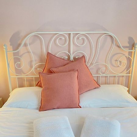 Ai Raggi di Sole Bed & Breakfast Lecce Bagian luar foto